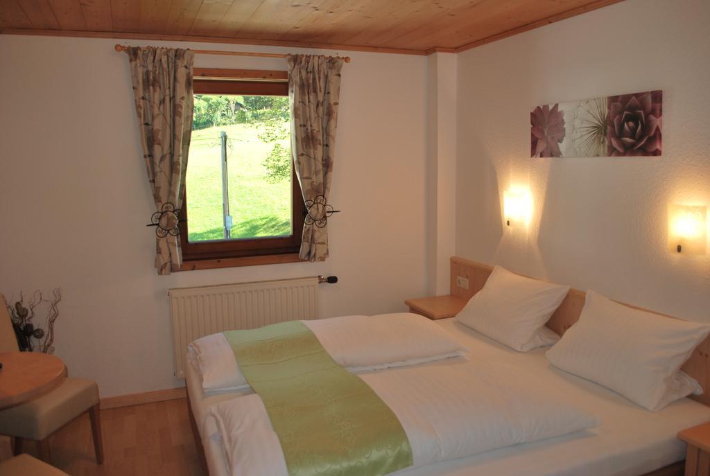 Berggasthof Baernstatt Scheffau am Wilden Kaiser Chambre photo