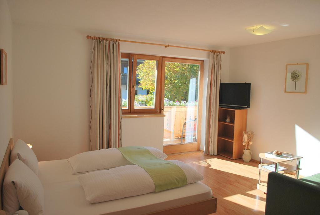 Berggasthof Baernstatt Scheffau am Wilden Kaiser Chambre photo
