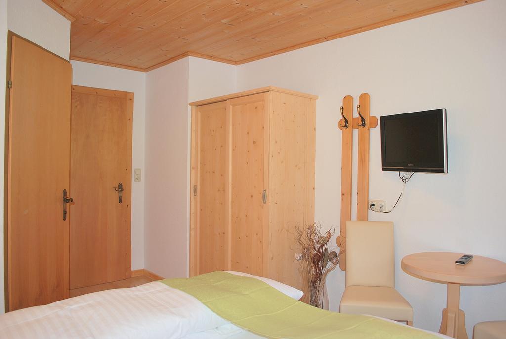 Berggasthof Baernstatt Scheffau am Wilden Kaiser Chambre photo