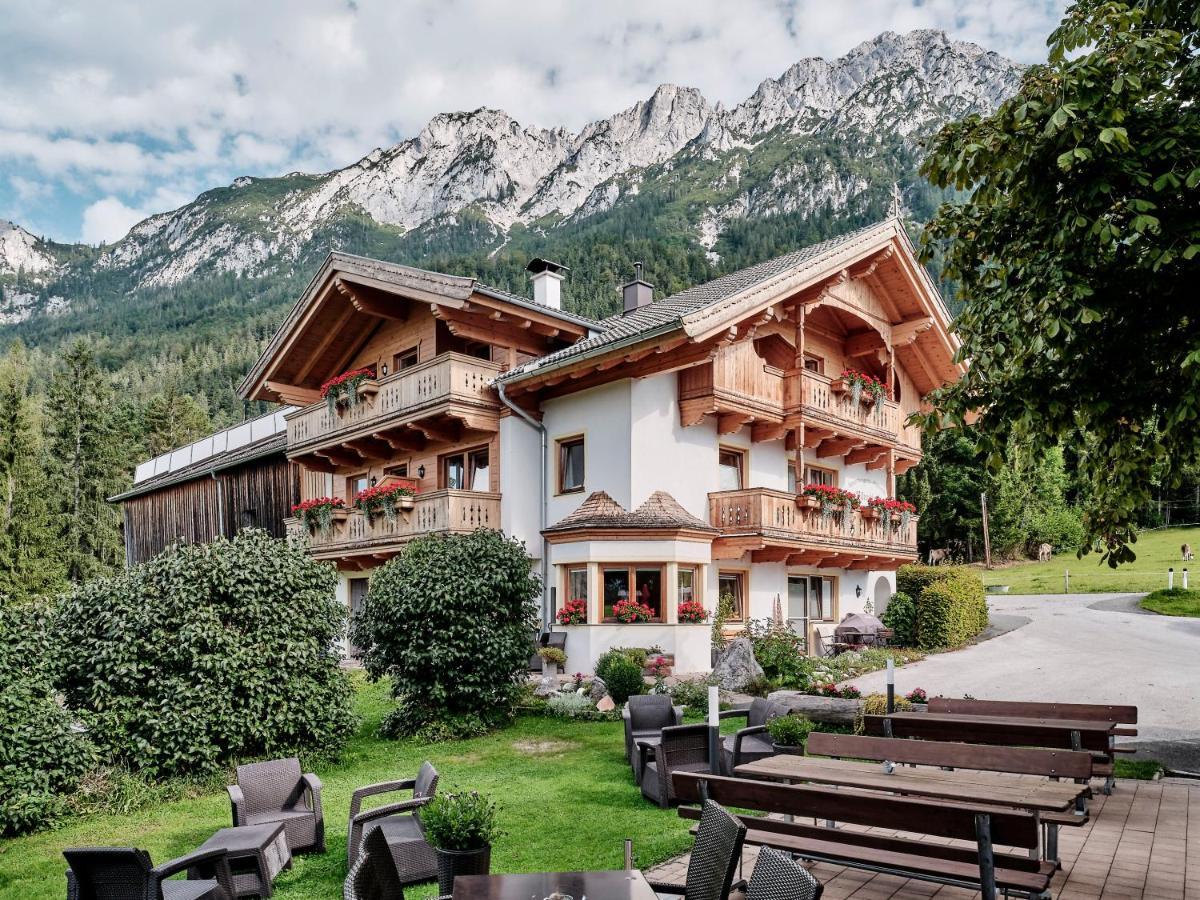 Berggasthof Baernstatt Scheffau am Wilden Kaiser Extérieur photo